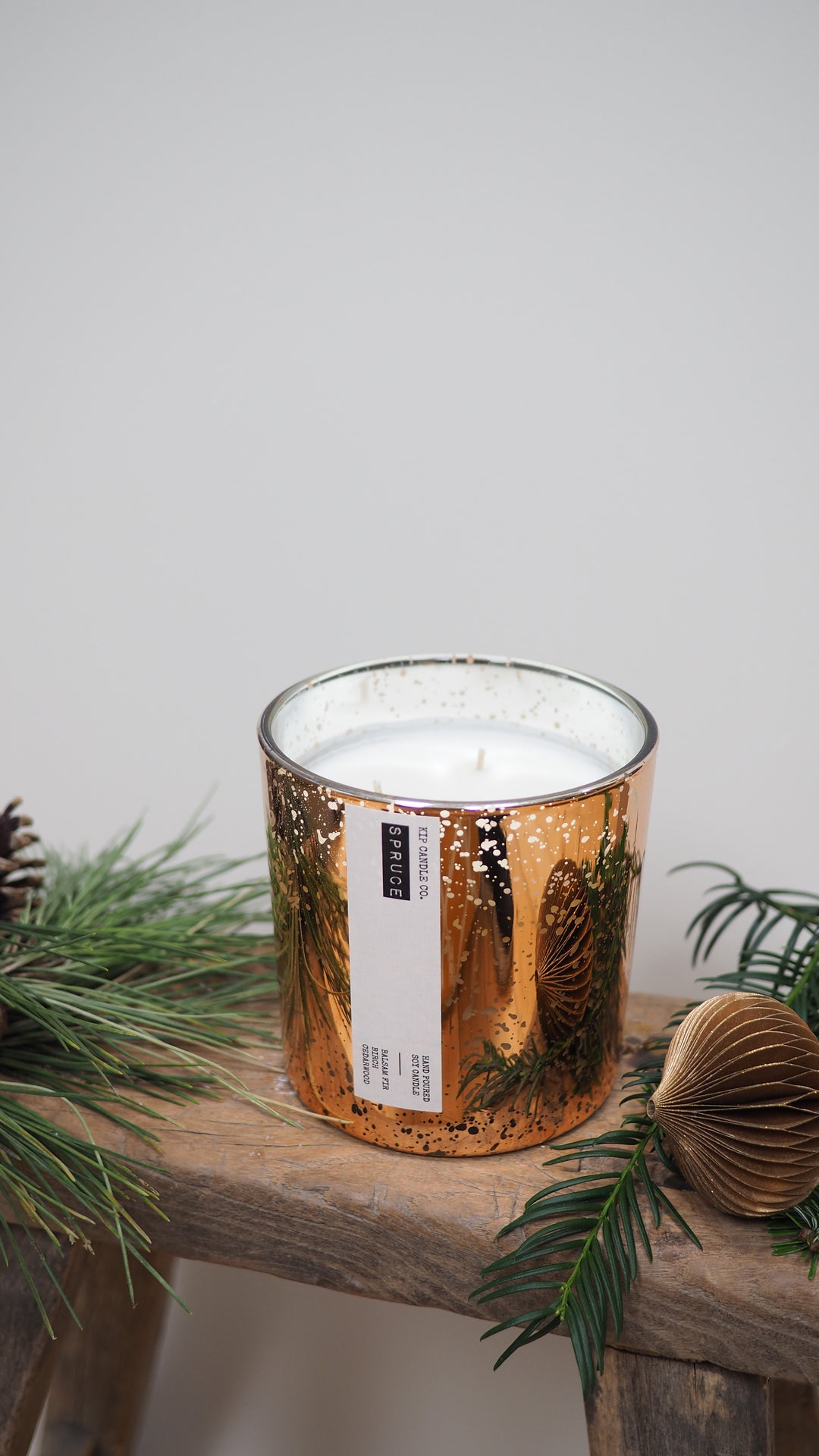 Spruce Coffee Table Candle kip