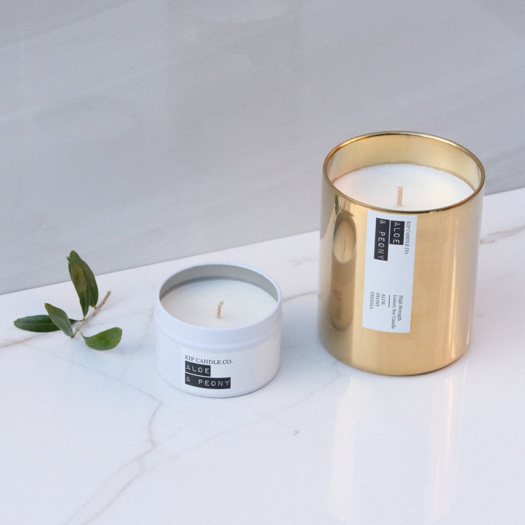 Aloe & Peony Original Candle / 70hr - Kip Candle Co